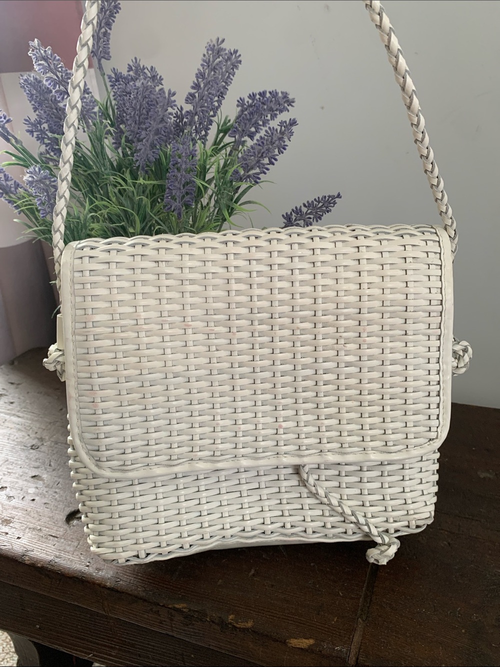 Vintage Naturalizer White Wicker Crossbody Flap Bag Basketweave Retro Resort
